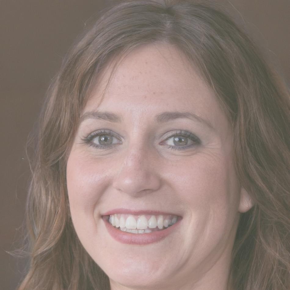 Mai Pham Van, Financial Analyst